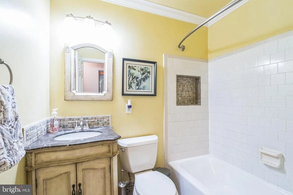 Photo of 13102 FOXHALL DRIVE