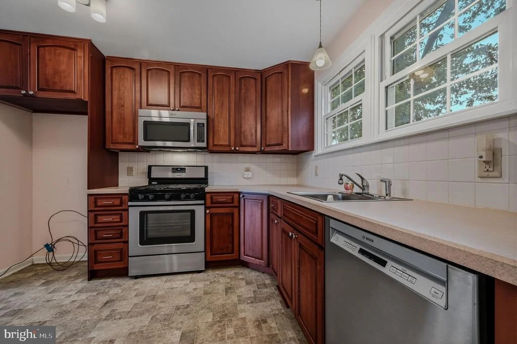 Photo of 308 BREWSTER DRIVE