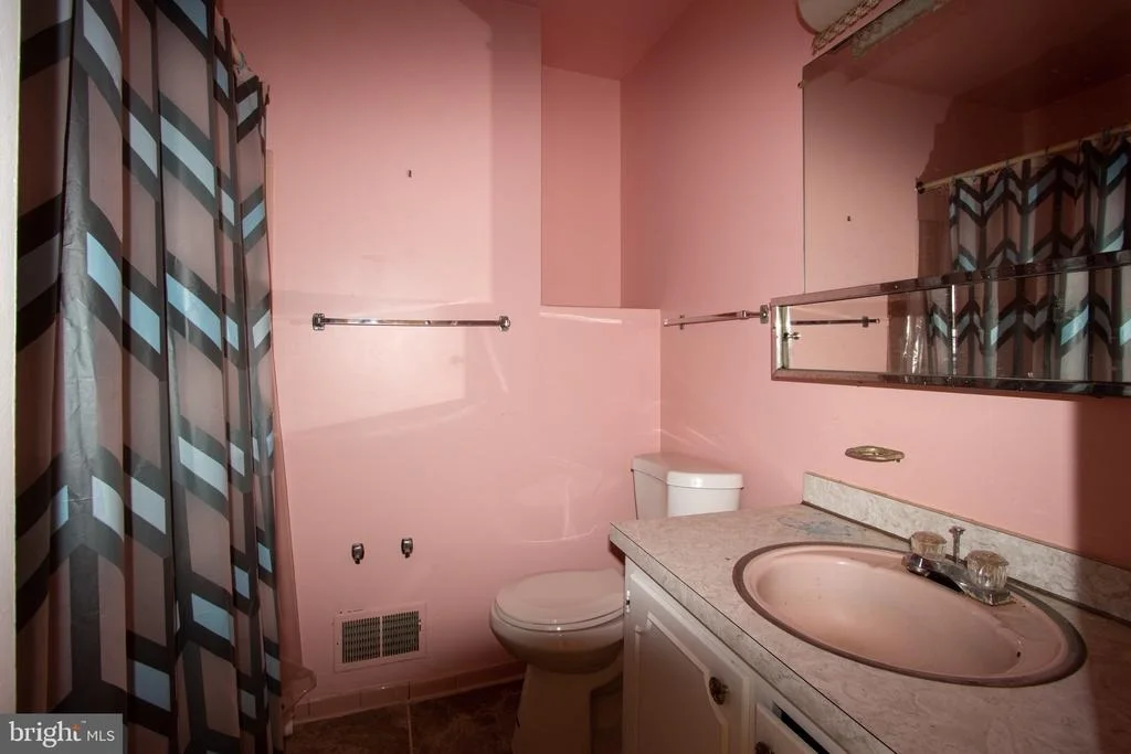 Photo of 6523 WESTVIEW LANE
