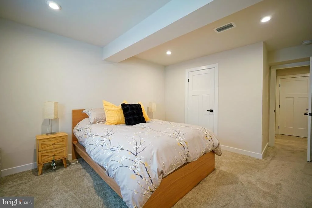 Photo of 32224 HERITAGE ROAD