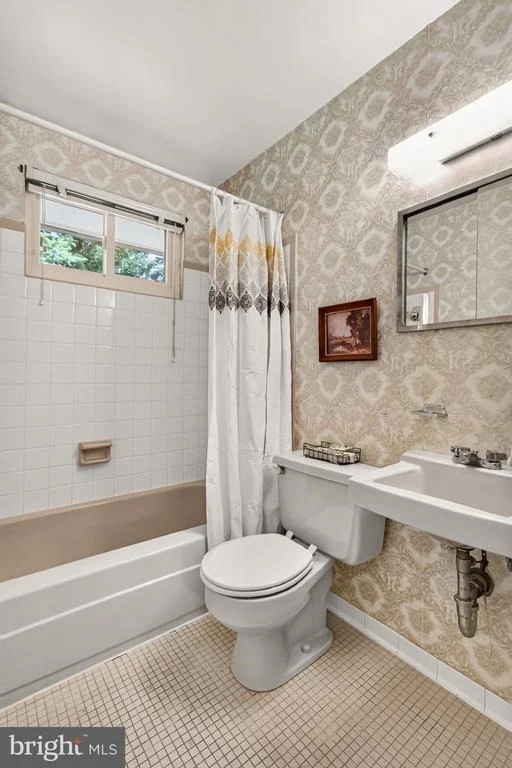 Photo of 5239 RICHARDSON DRIVE