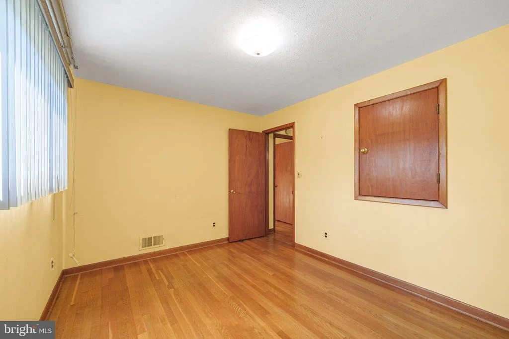 Photo of 1031 TRACY DRIVE