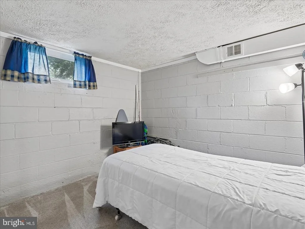 Photo of 7704 HURON DRIVE
