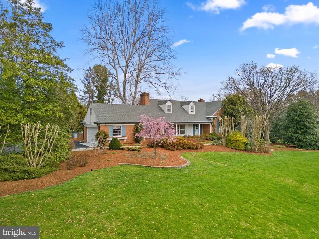 Photo of 1000 ASHLAND DRIVE