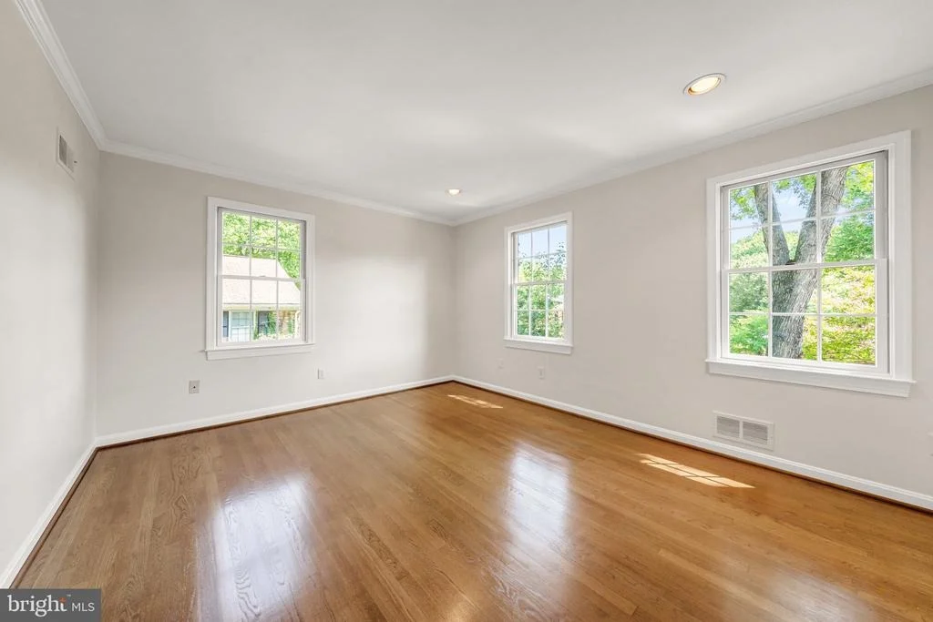 Photo of 1604 EAST AVENUE