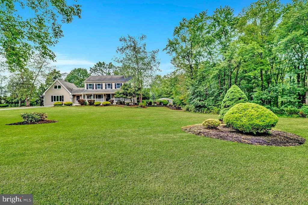 Photo of 526 COUNTY ROAD 579
