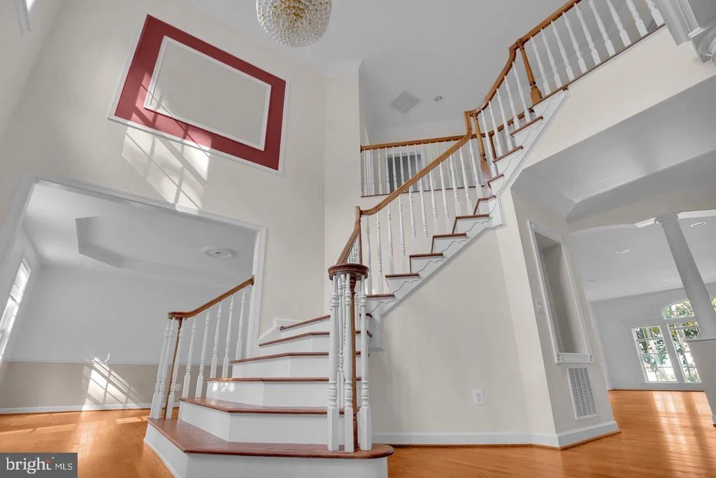 Photo of 2299 MOUNTAIN ROAD