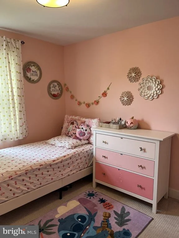 Photo of 2 LEE COURT