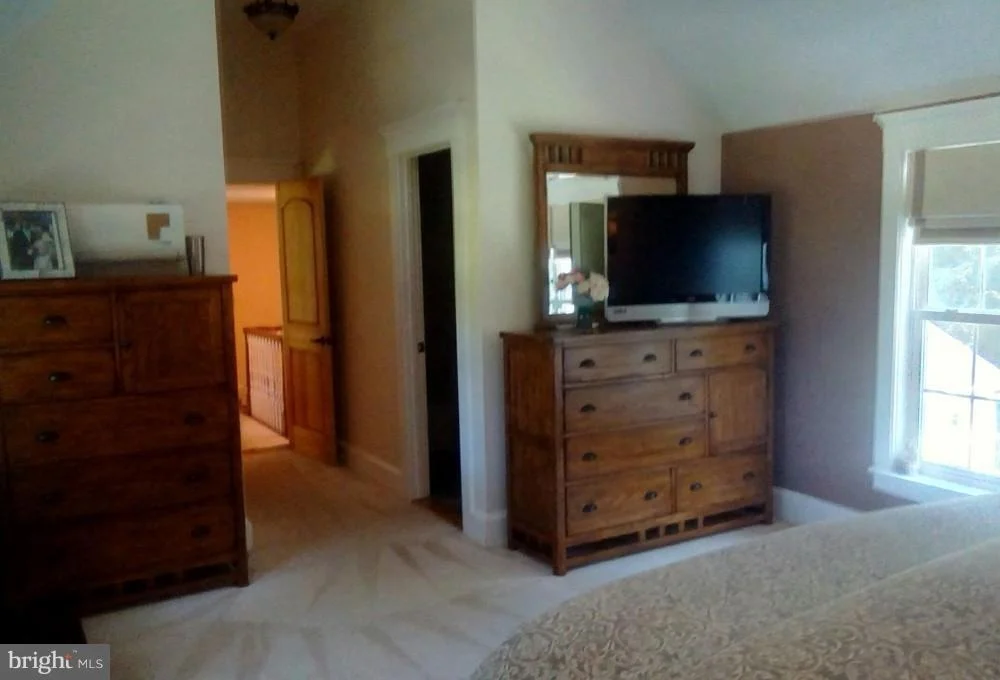 Photo of 8181 SIMPSON FARM ROAD