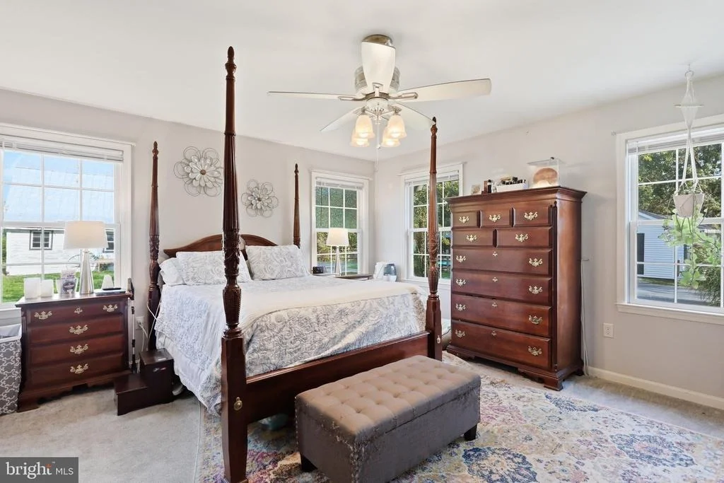 Photo of 5921 QUINN ROAD