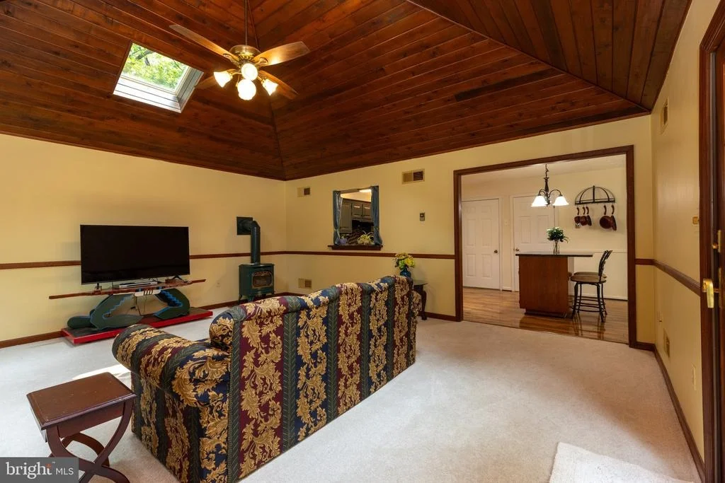 Photo of 710 MEHRING ROAD