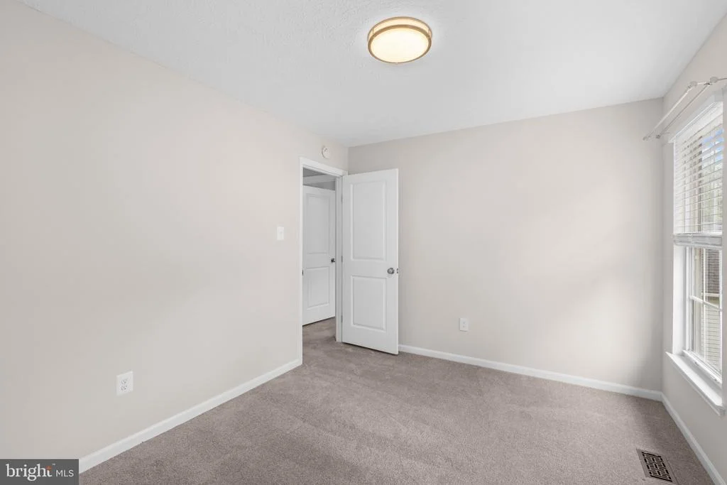 Photo of 9520 WINDBEAT WAY