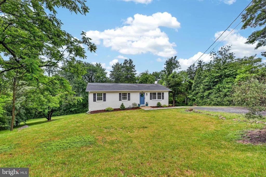Photo of 638 APPLE ORCHARD DRIVE
