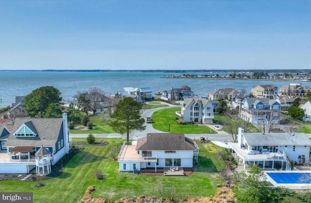 Photo of 128 WEST SIDE DRIVE