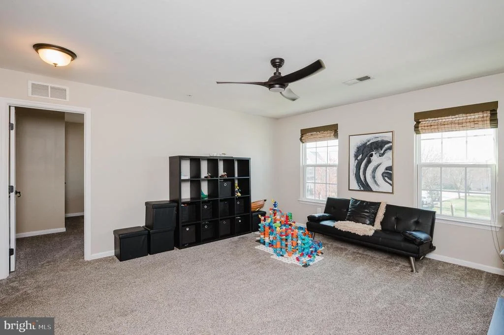 Photo of 744 FALCON LANE