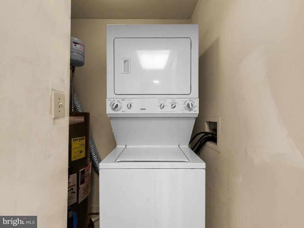 Photo of Unit 9C21 at 13701 MODRAD WAY
