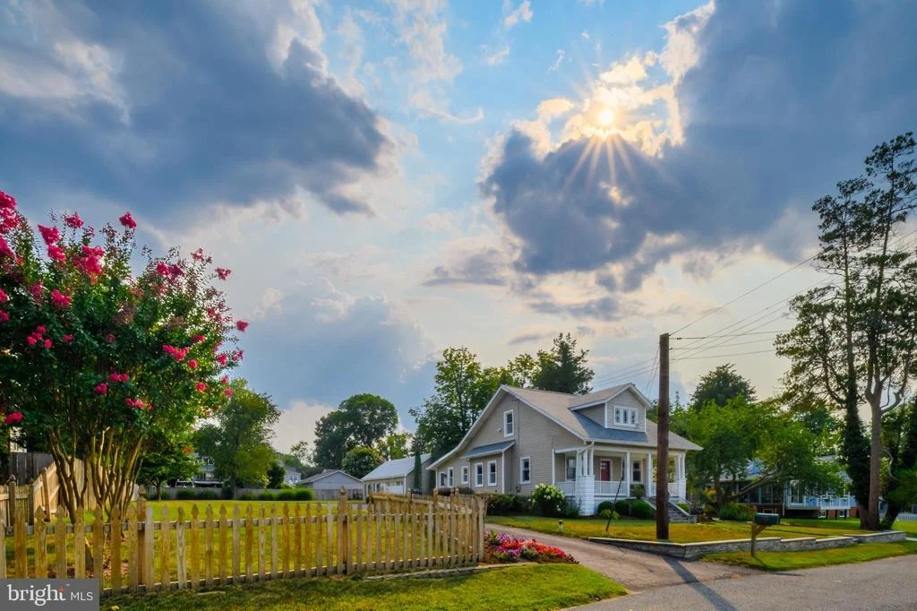 Photo of 208 EDGEWATER DRIVE