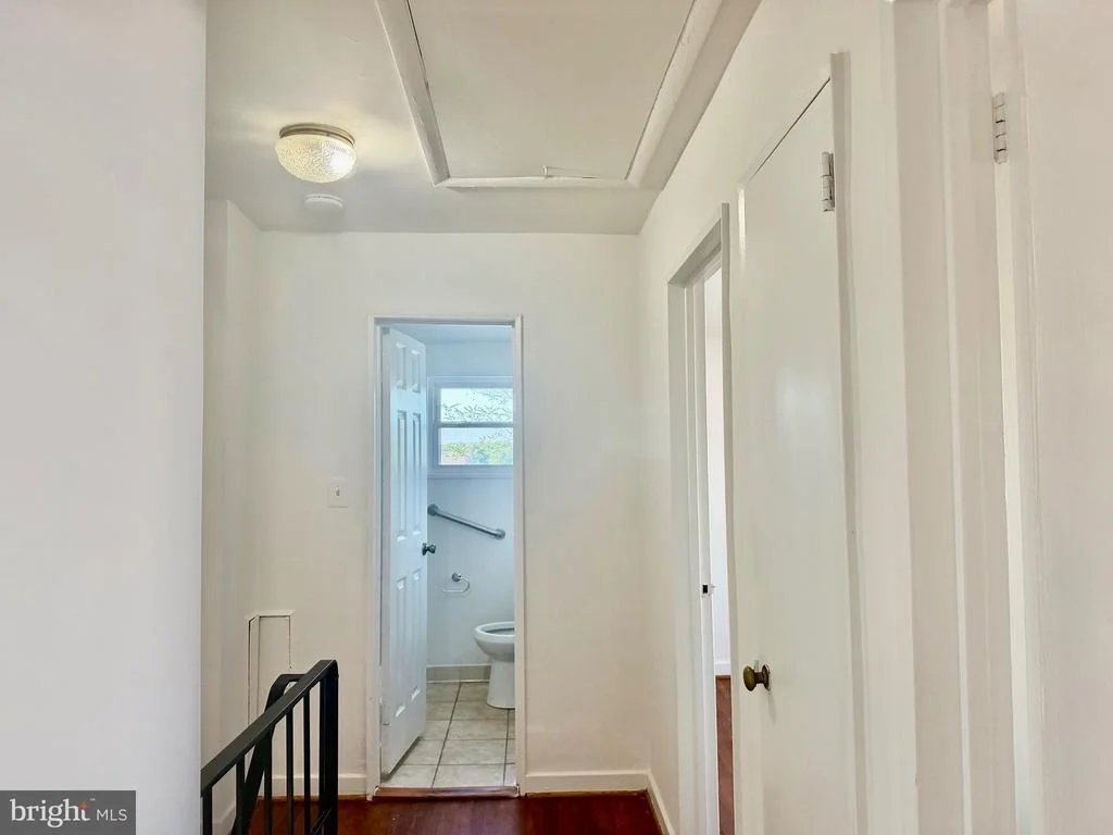 Photo of 6212 CARTERS LANE