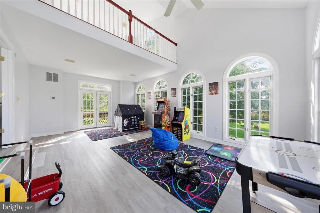 Photo of 6135 FIELDCREST COURT