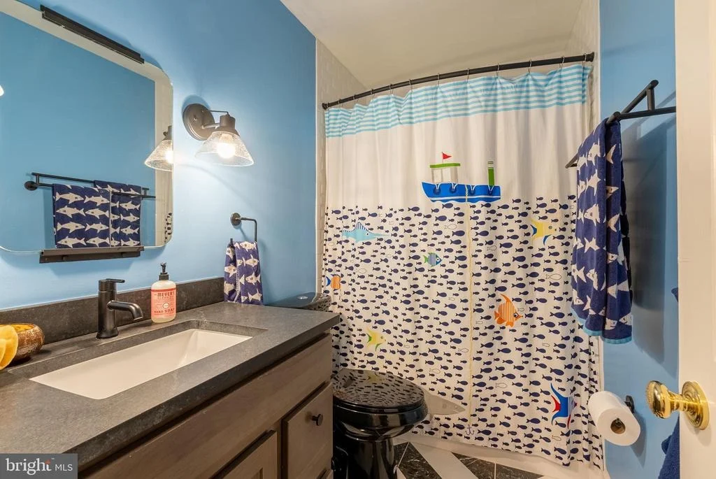 Photo of 4029 CRESCENT ROAD