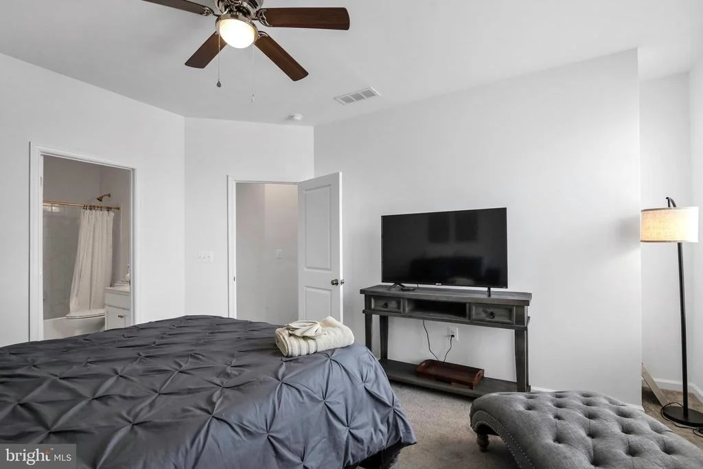Photo of 18110 MOSS GARDEN ROAD
