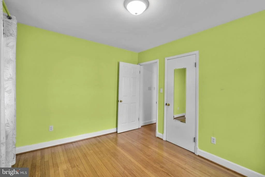 Photo of 2206 PLEASANT DRIVE