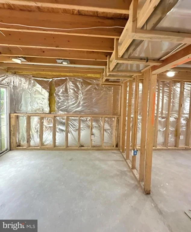 Photo of 105 OAK AVENUE