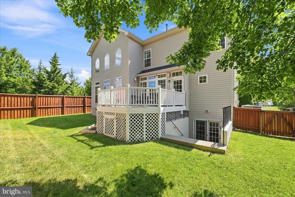 Photo of 42173 ST HUBERTS PLACE