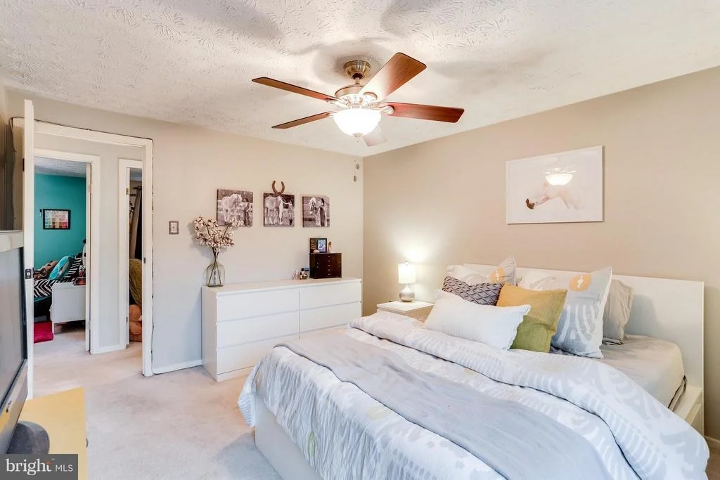 Photo of 1179 AVONDALE COURT