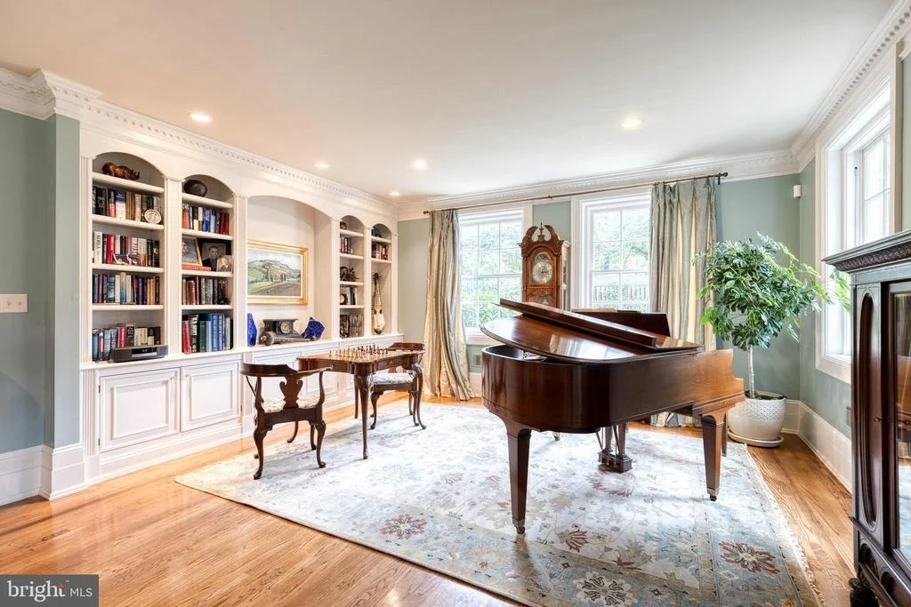 Photo of 501 SOMERSET ROAD