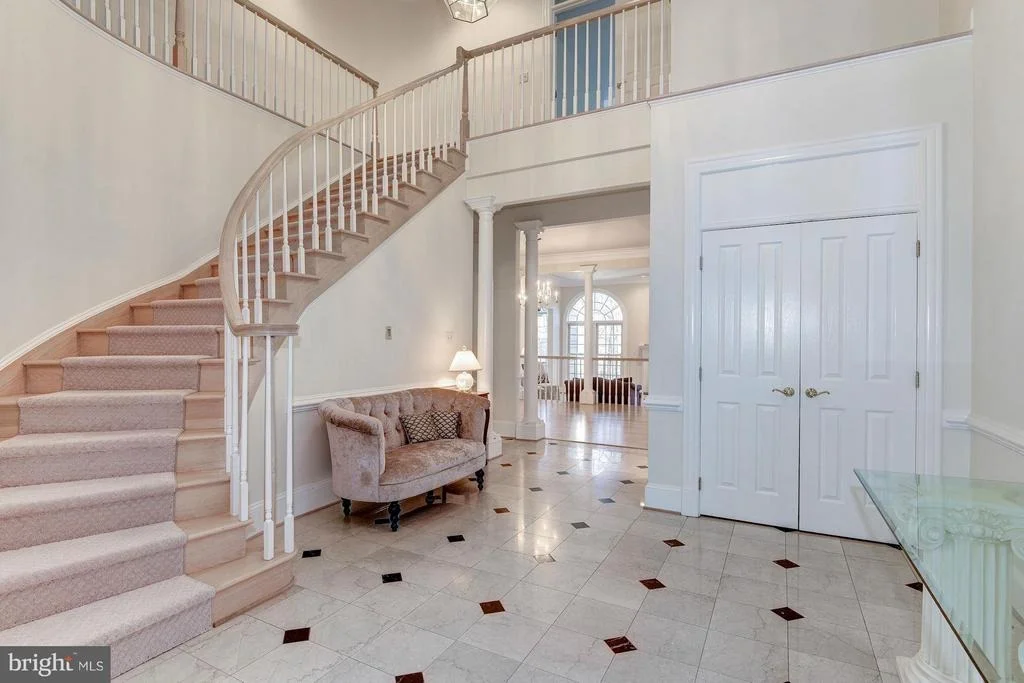 Photo of 11207 POTOMAC CREST DRIVE