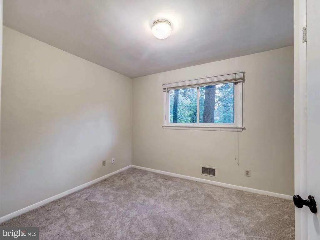 Photo of 407 WILLINGTON DRIVE