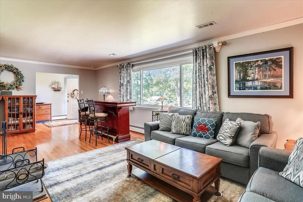 Photo of 18901 MUNCASTER ROAD