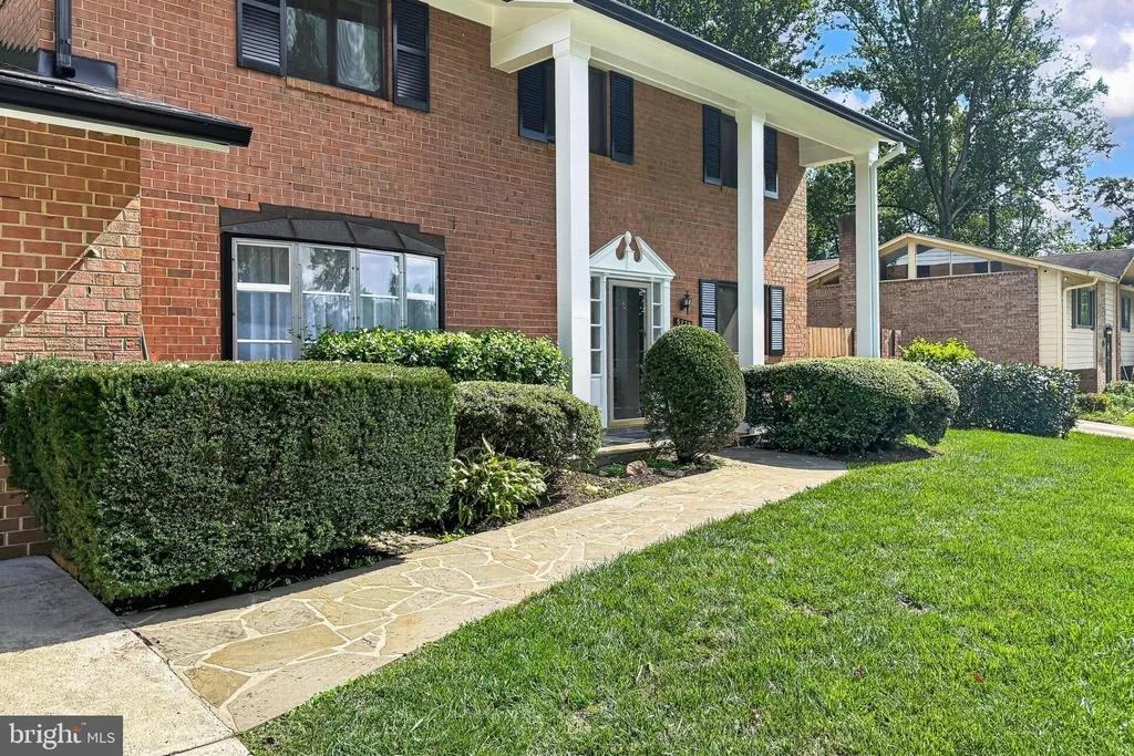 Photo of 5239 RICHARDSON DRIVE