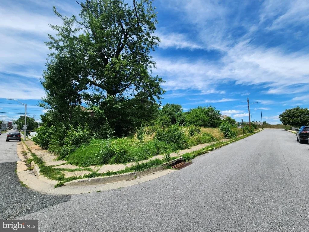 Photo of BROWN AVE