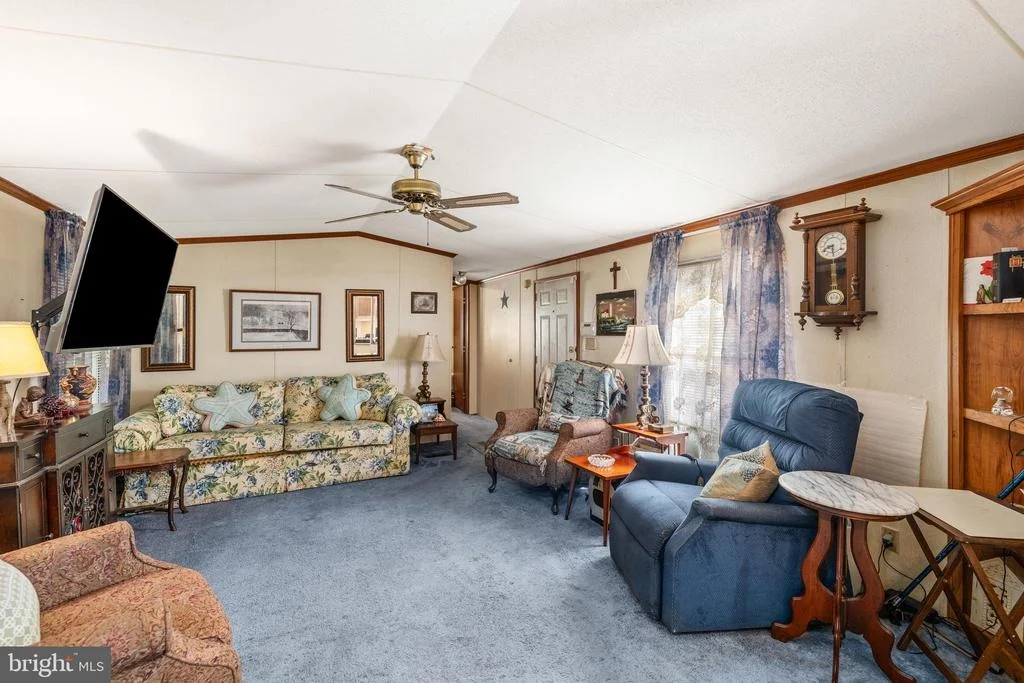 Photo of 16319 CAPES COVE LANE