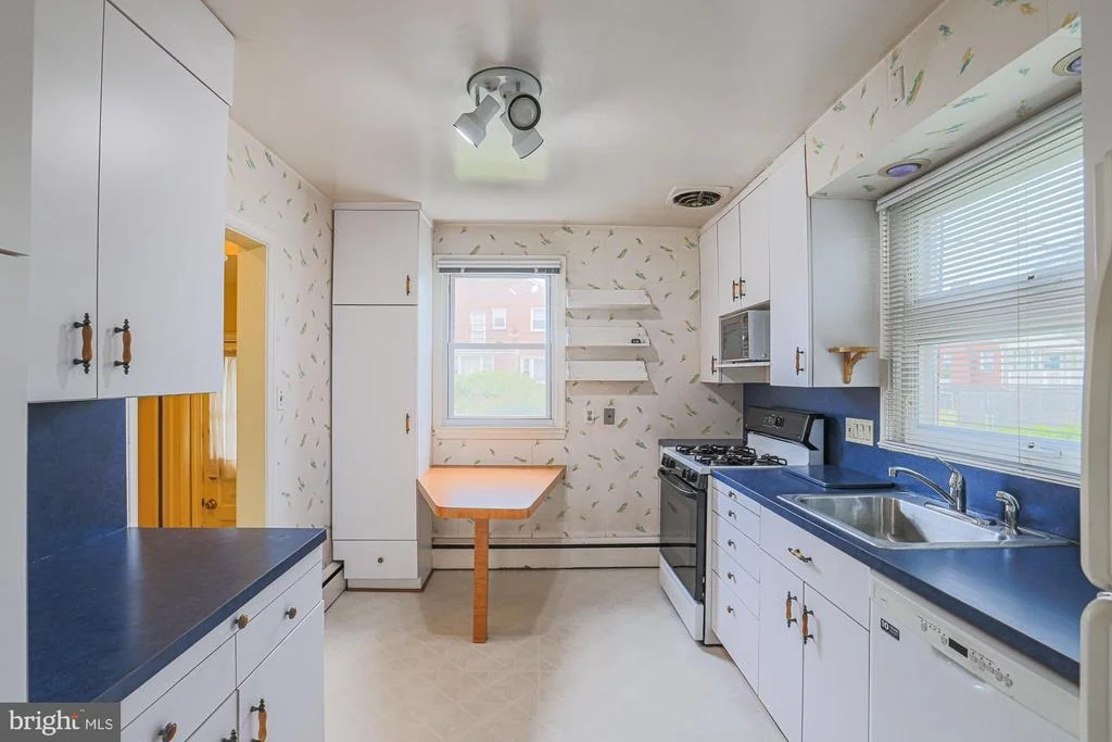 Photo of 3106 LABYRINTH ROAD