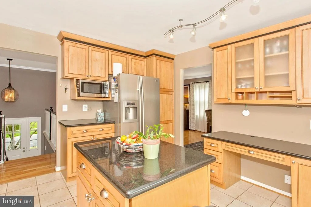Photo of 1747 GLASTONBERRY ROAD