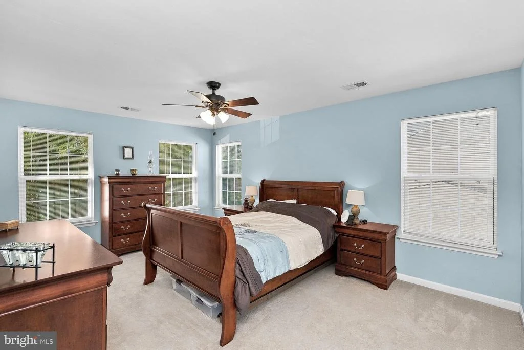 Photo of 945 DEVONSHIRE CIRCLE