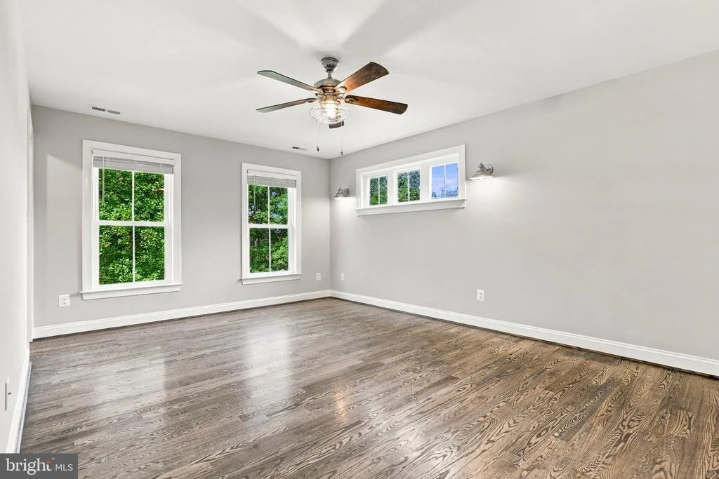 Photo of 7135 LEEDS MANOR ROAD