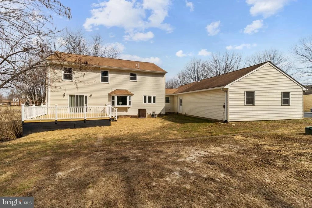Photo of 3817 MOUNT AIRY DRIVE