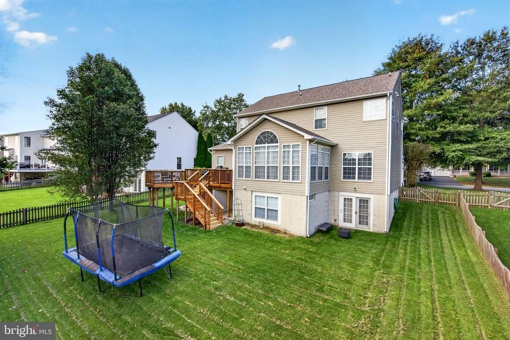 Photo of 945 DEVONSHIRE CIRCLE