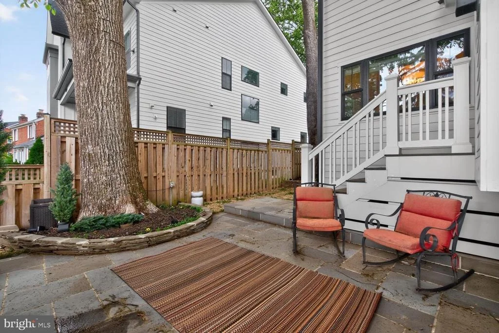 Photo of 5100 YORKTOWN BOULEVARD