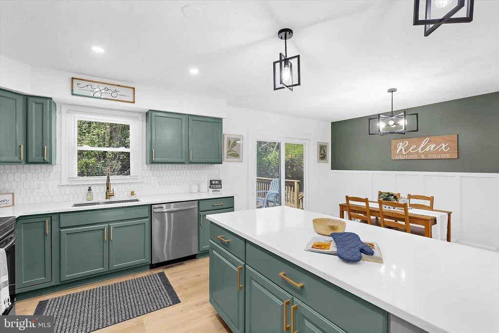 Photo of 774 EVERIST DRIVE