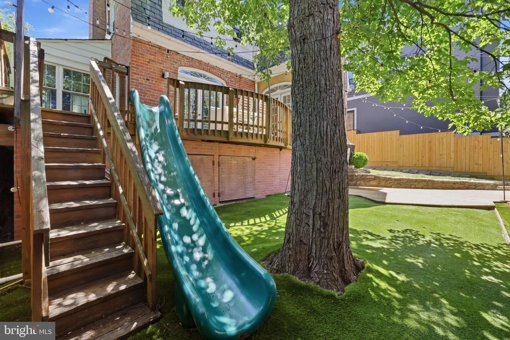 Photo of 6010 34TH PLACE NW