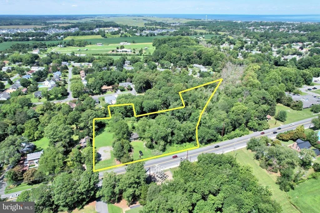 Photo of 1401 SAVANNAH ROAD