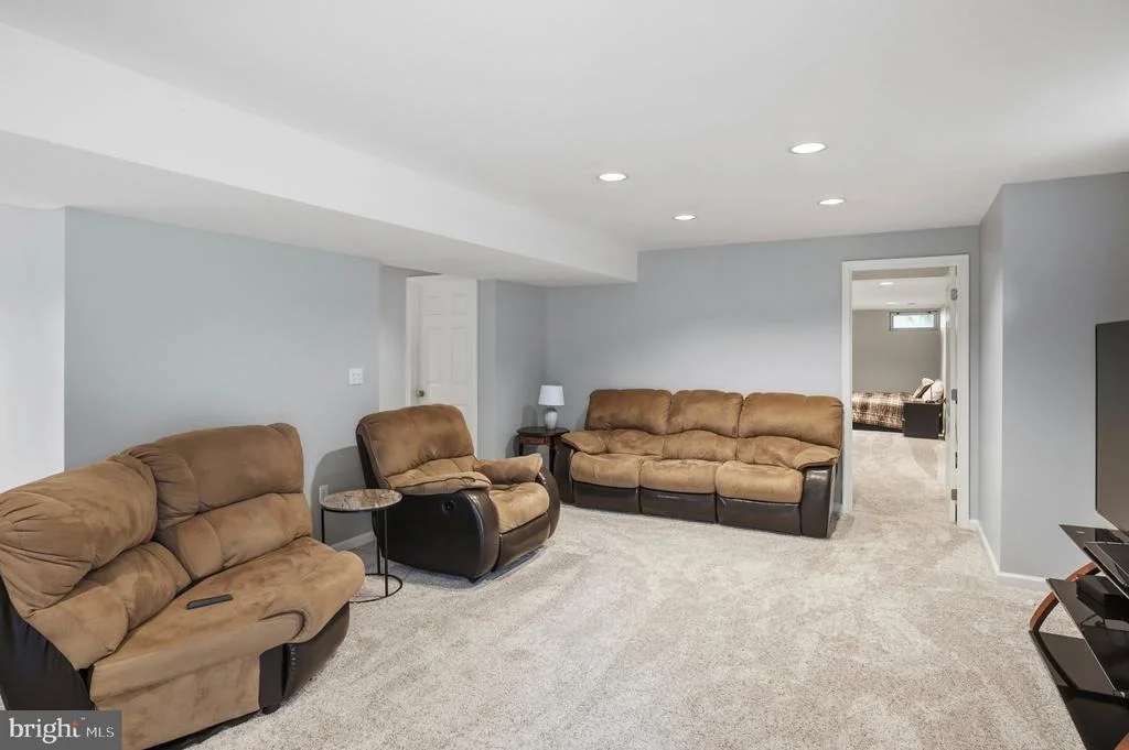 Photo of 2402 SUMMERSHADE COURT