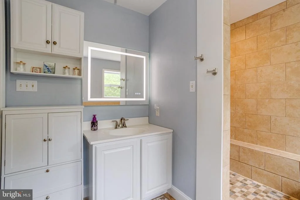 Photo of 44 ALGONQUIN DRIVE