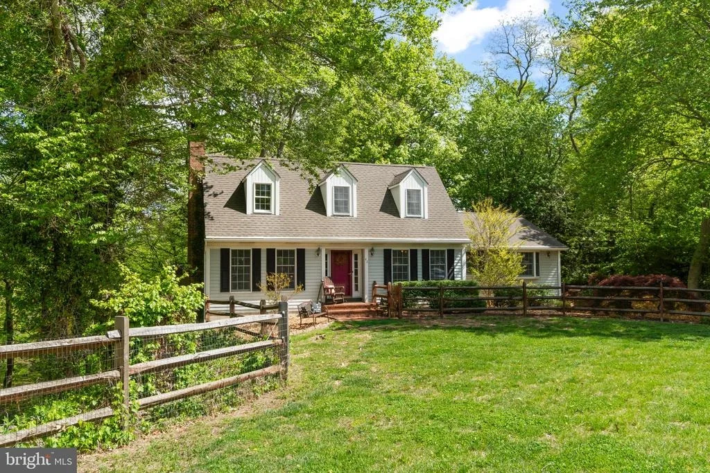 Photo of 42 CREEK ROAD