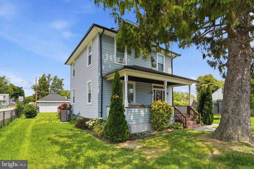 Photo of 300 TOWNSEND AVENUE